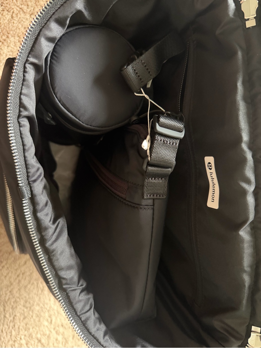 Lululemon Parent Diaper Bag Backpack 22L - Picture 8 of 9